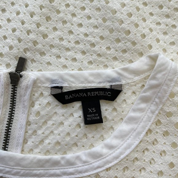 Banana Republic White Lace Cropped Top Size XS - Picture 6 of 8